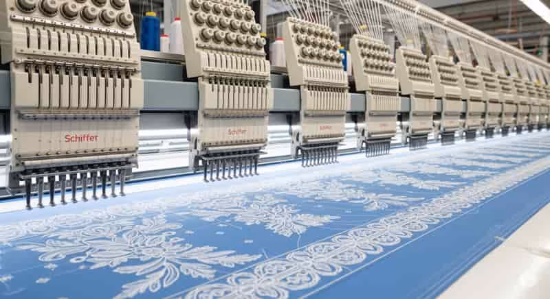 schiffli embroidery machine (1)