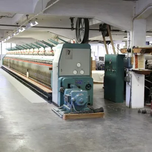 ring spinning machine