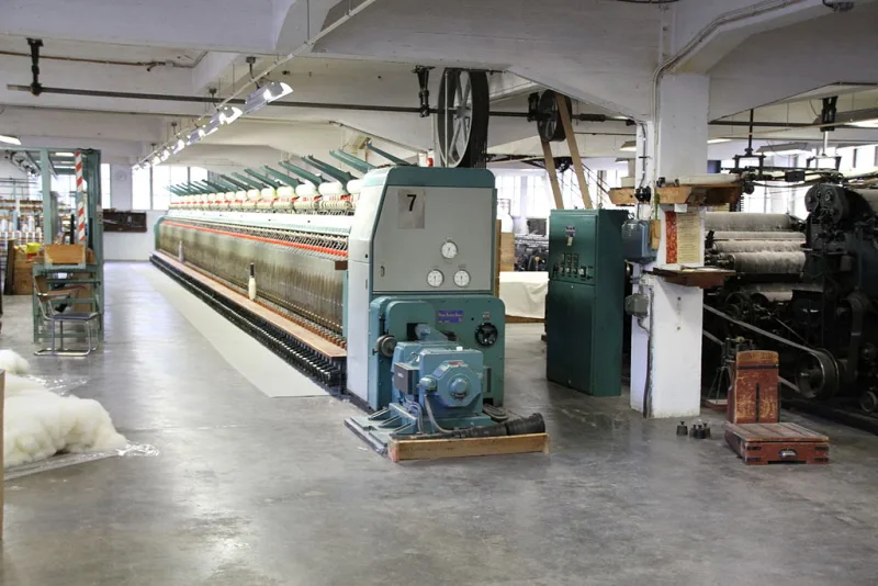 ring spinning machine