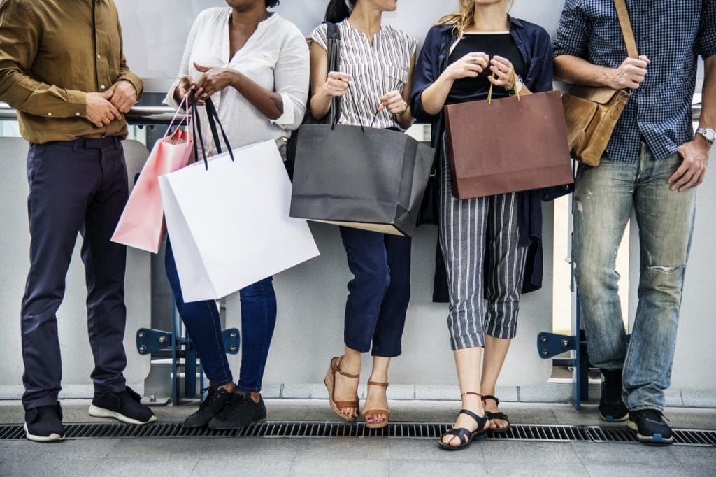 online-shopping-apparel-retailer