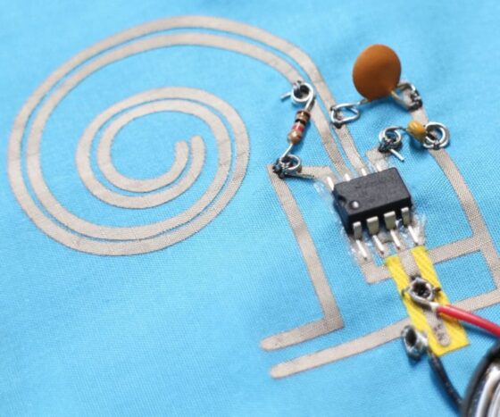 Fundamentals of E-Textiles and Wearable Technology - Textile School