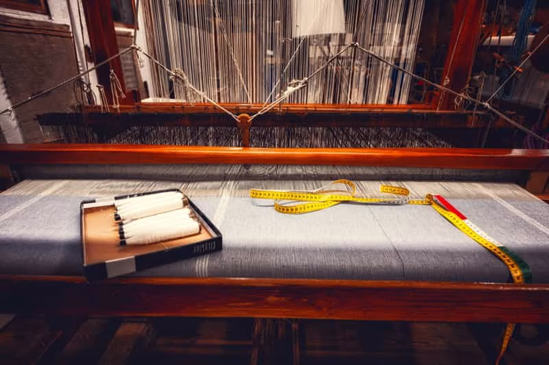 textile weaving loom 