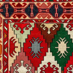 Nomadic Textile Traditions: From Yurts to Tapestries