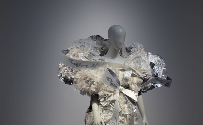 clothing line made entirely of mycelium clothing line made entirely of mycelium