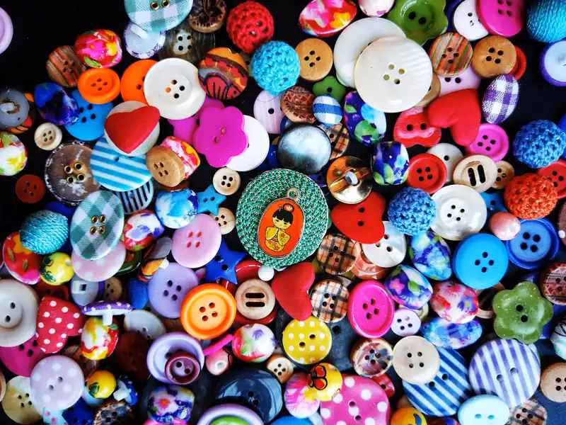 Top 8 Button Manufacturers for Global Brands